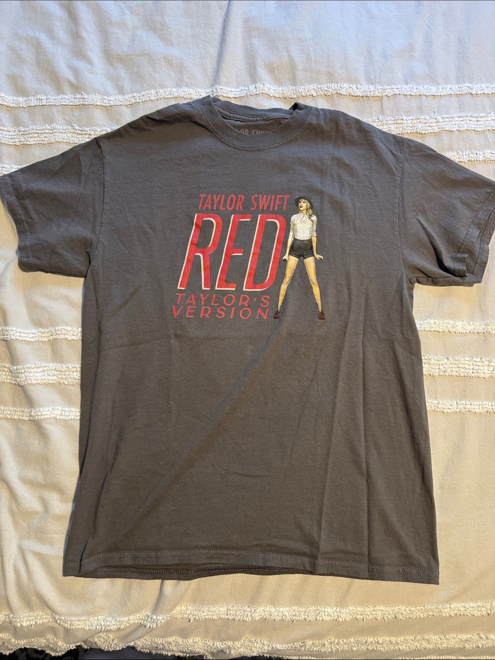 Taylor Swift RED Graphic Tee - Gray